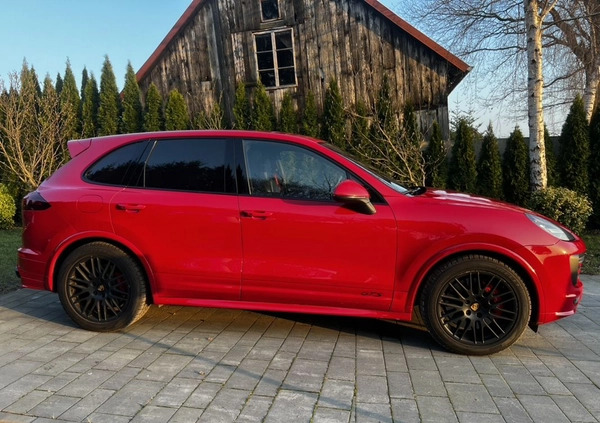 Porsche Cayenne cena 246000 przebieg: 194300, rok produkcji 2015 z Gdańsk małe 121